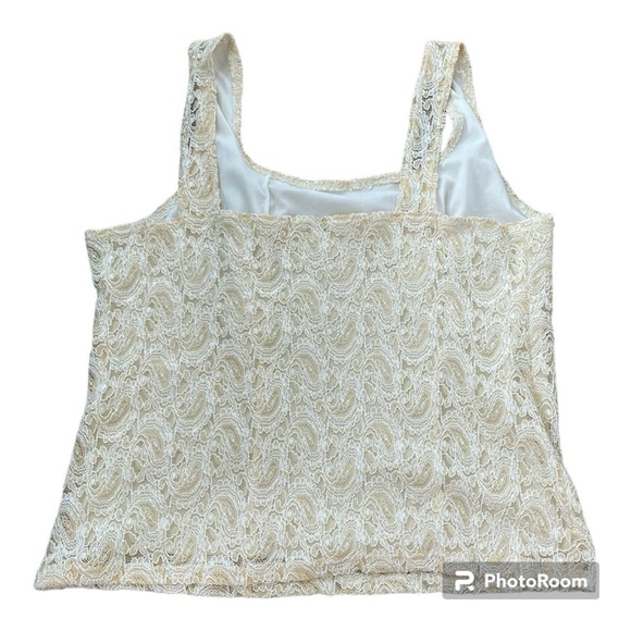 Vintage Y2K 2000’s Nicola lace top with a few small stains - Picture 2 of 2